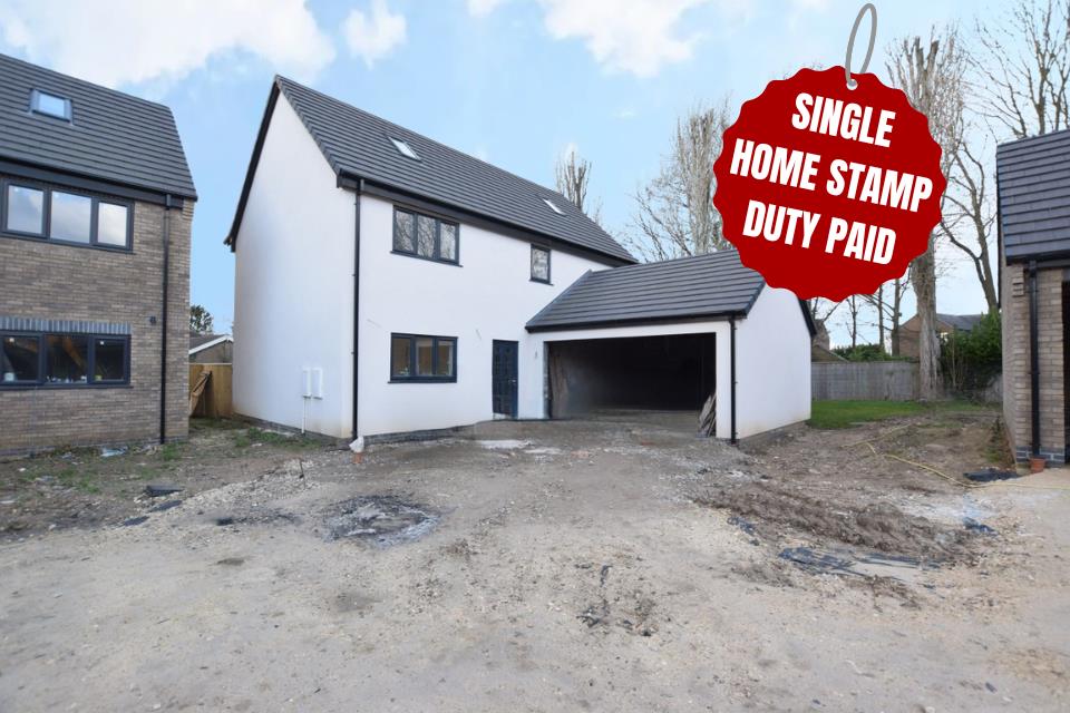 Poplars Close, New Waltham Joy Walker Estate Agent